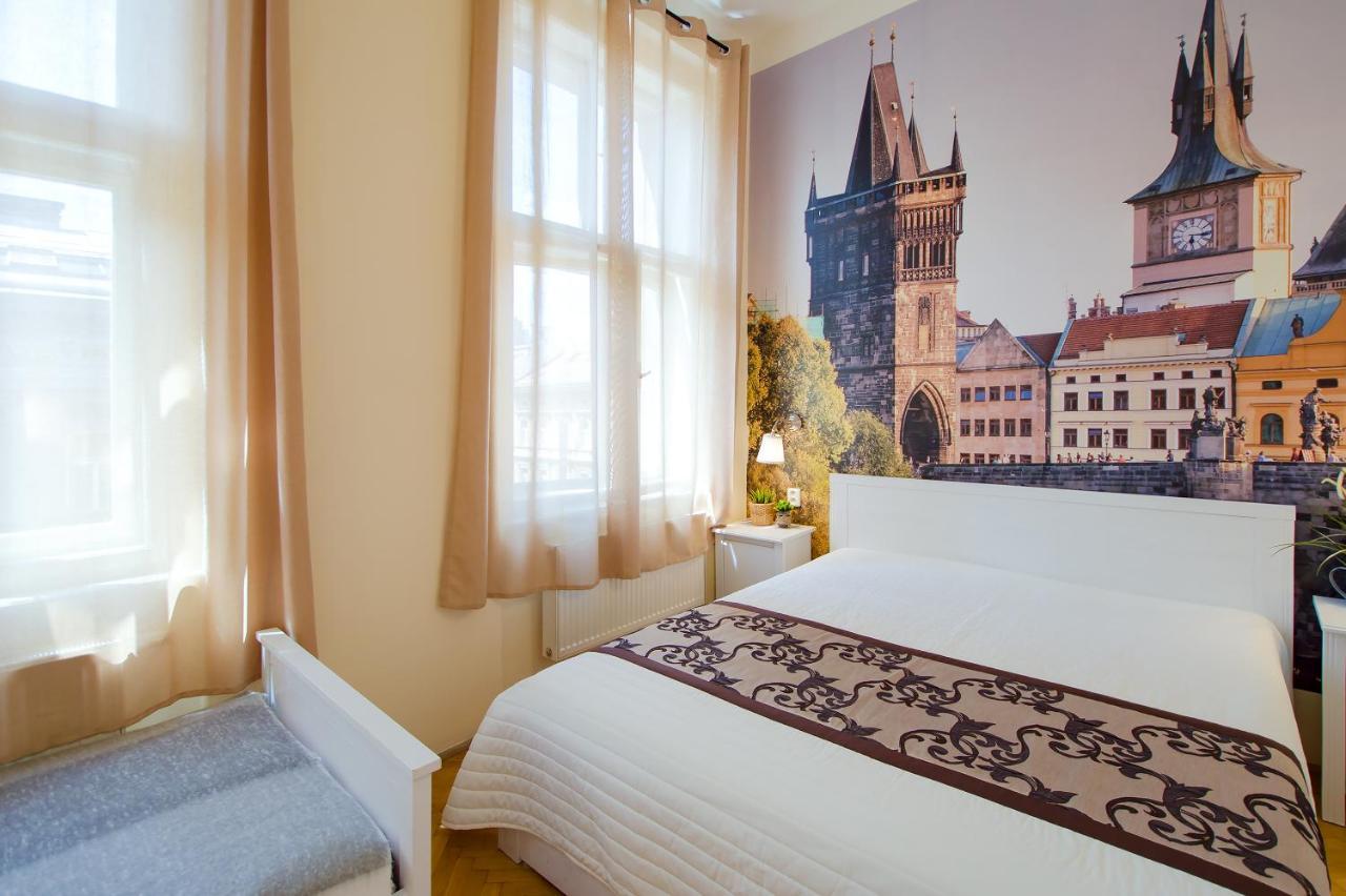 City Center Apartment Legerova Prag Exteriör bild