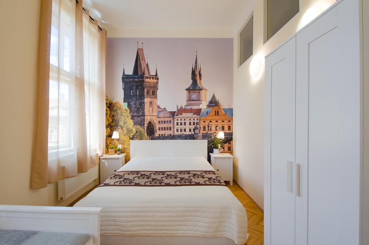 City Center Apartment Legerova Prag Exteriör bild